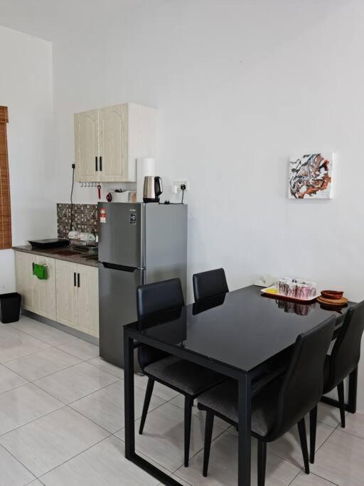 Full Moon Apartment Kuah Bagian luar foto